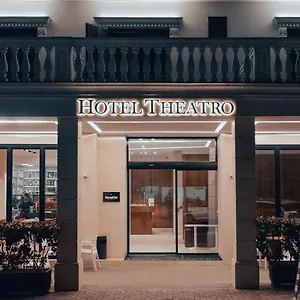 **** Ξενοδοχείο Theatro- Center Αλβανία